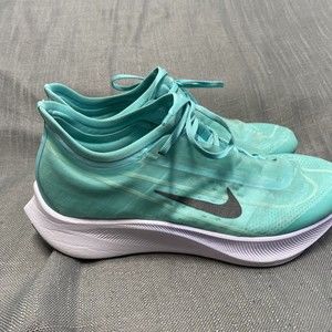 Nike AT8241-304 Womens Zoom Fly 3 VaporWeave Teal Tint Size 9.5